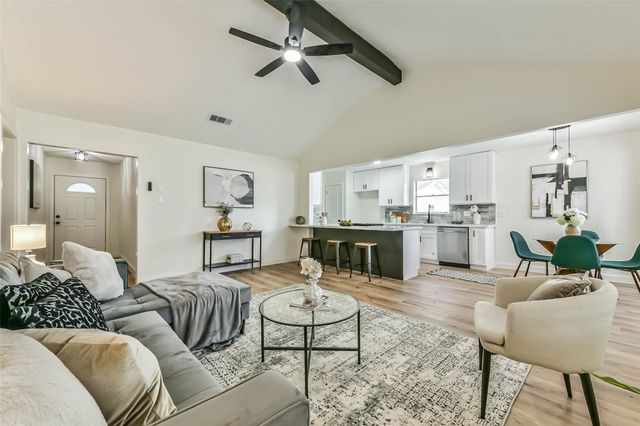 1913 Grace Street, Alvin, TX 77511