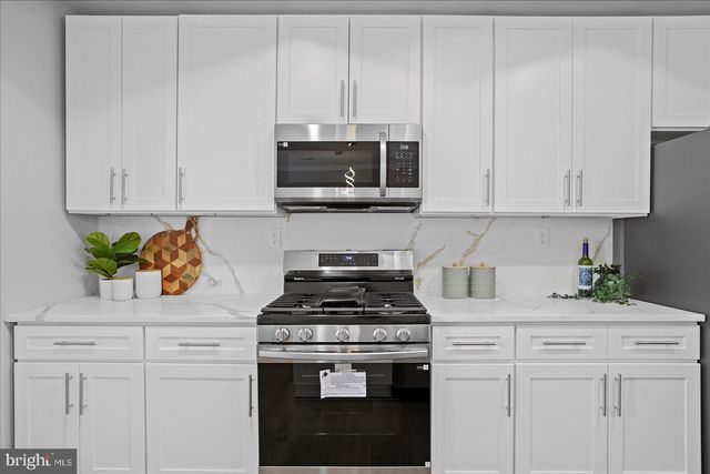 2522 HARLEM AVE, Baltimore, MD 21216