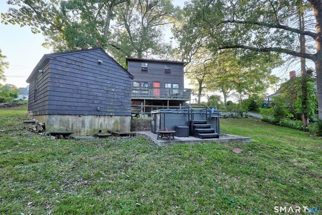 142 Crystal Lake Road, Middletown, CT 06457