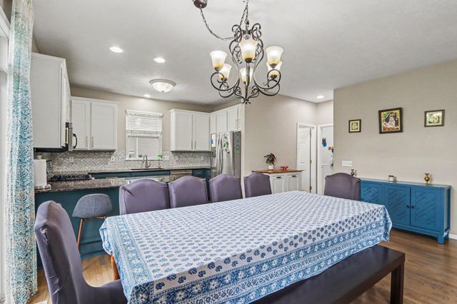 9860 Chambray Street, Portage, MI 49002