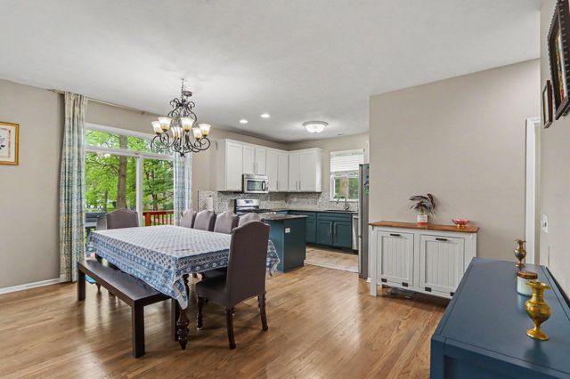 9860 Chambray Street, Portage, MI 49002