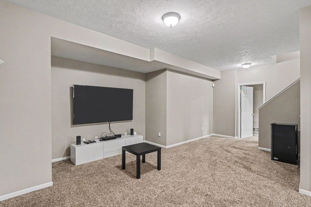 9860 Chambray Street, Portage, MI 49002