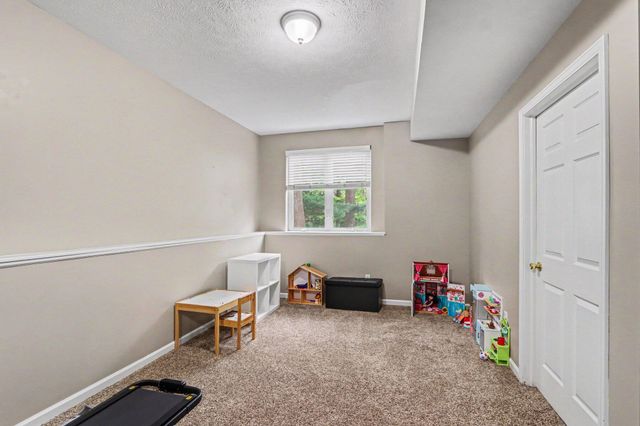 9860 Chambray Street, Portage, MI 49002