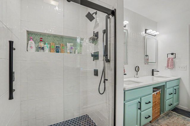 9860 Chambray Street, Portage, MI 49002
