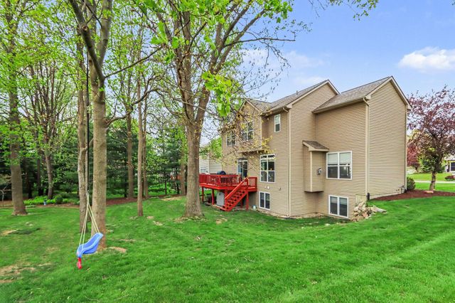 9860 Chambray Street, Portage, MI 49002