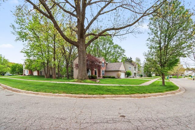 9860 Chambray Street, Portage, MI 49002