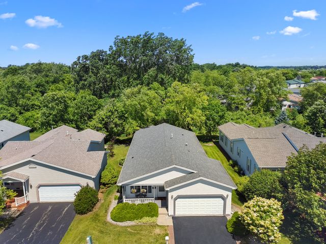 3420 Steeplechase Way, Grayslake, IL 60030