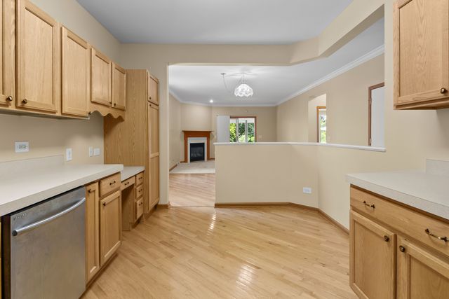 3420 Steeplechase Way, Grayslake, IL 60030