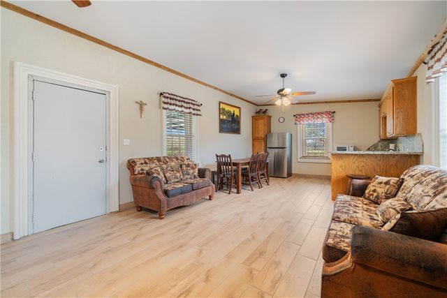 6802 CR 103, San Diego, TX 78384
