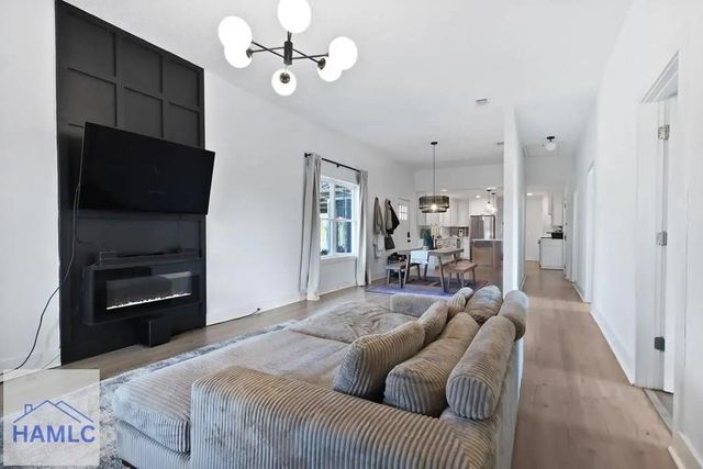 11038 Lanes Bridge Road, Jesup, GA 31545