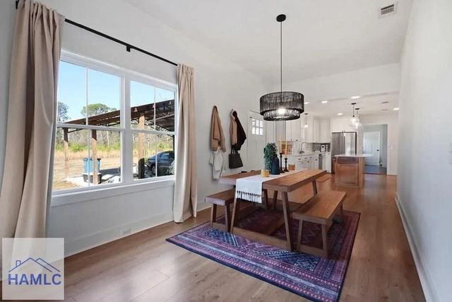 11038 Lanes Bridge Road, Jesup, GA 31545