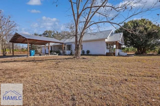 11038 Lanes Bridge Road, Jesup, GA 31545