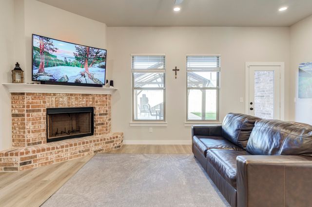 2915 Tractor Avenue, Wolfforth, TX 79382