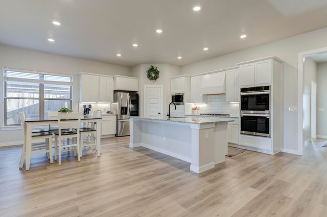 2915 Tractor Avenue, Wolfforth, TX 79382