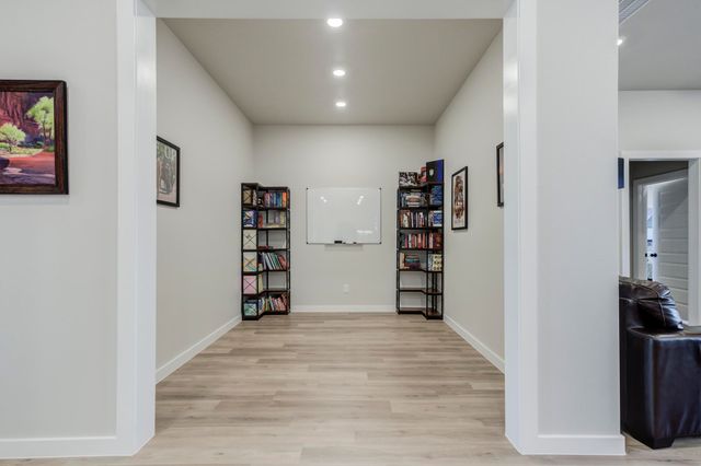 2915 Tractor Avenue, Wolfforth, TX 79382