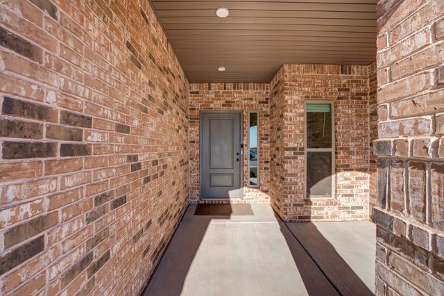 2915 Tractor Avenue, Wolfforth, TX 79382