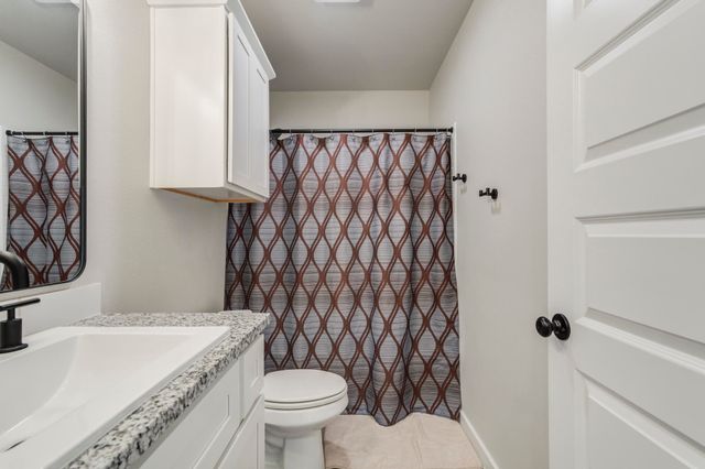 2915 Tractor Avenue, Wolfforth, TX 79382