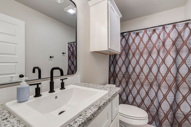 2915 Tractor Avenue, Wolfforth, TX 79382