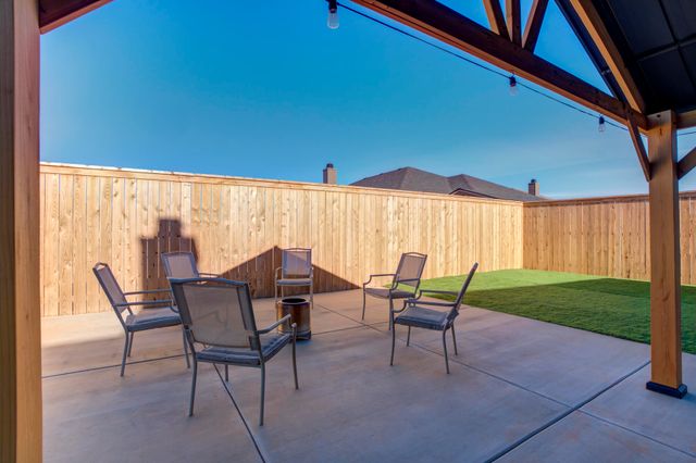 2915 Tractor Avenue, Wolfforth, TX 79382