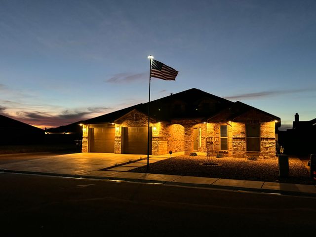 2915 Tractor Avenue, Wolfforth, TX 79382