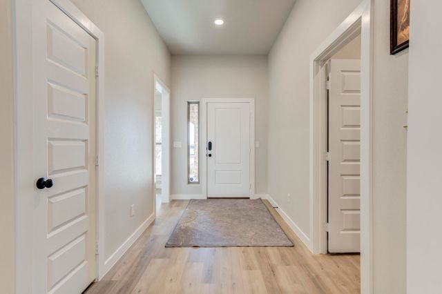 2915 Tractor Avenue, Wolfforth, TX 79382