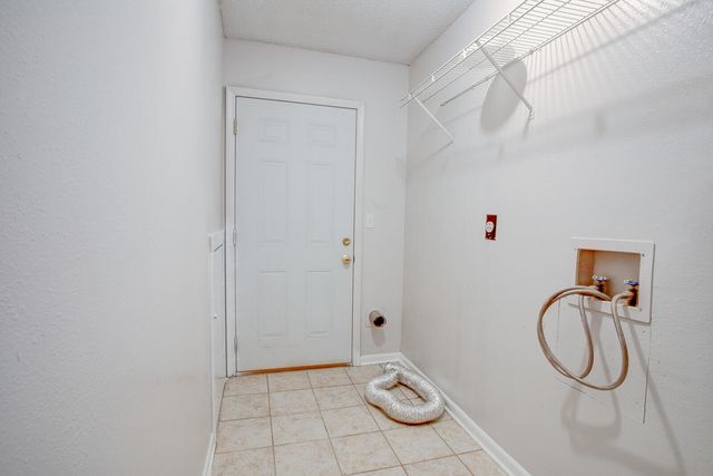 636 Carnathan Court, Fort Walton Beach, FL 32547
