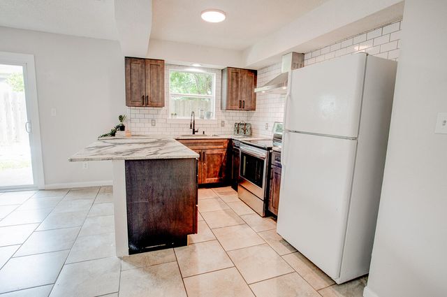 636 Carnathan Court, Fort Walton Beach, FL 32547