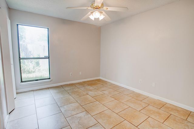 636 Carnathan Court, Fort Walton Beach, FL 32547