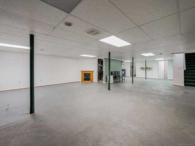 33785 Farmview Lane, Fraser, MI 48026