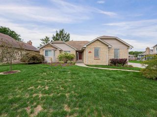 33785 Farmview Lane, Fraser, MI 48026