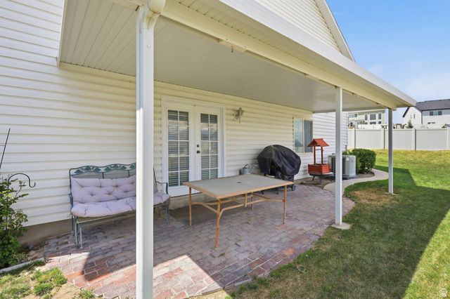 2518 N APRICOT PL, Saratoga Springs, UT 84045