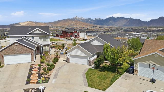 2518 N APRICOT PL, Saratoga Springs, UT 84045