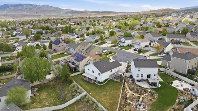 2518 N APRICOT PL, Saratoga Springs, UT 84045