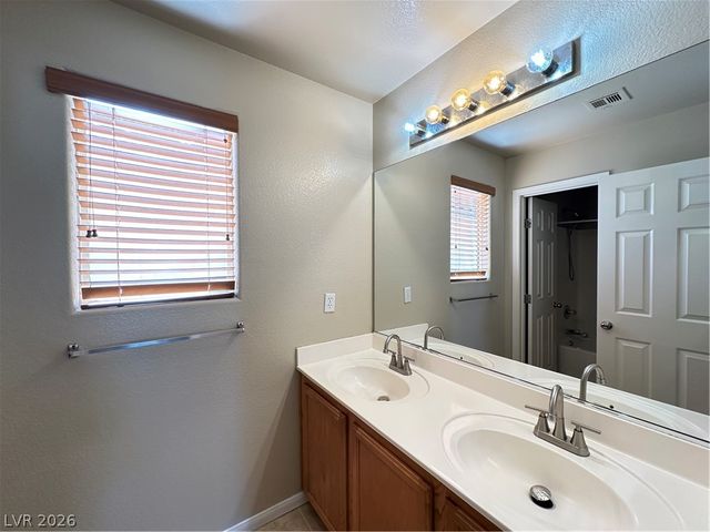 8055 JOAQUIN GULLY Court, Las Vegas, NV 89139