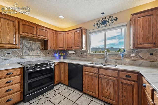 14570 Bermuda Dunes Way, Colorado Springs, CO 80921