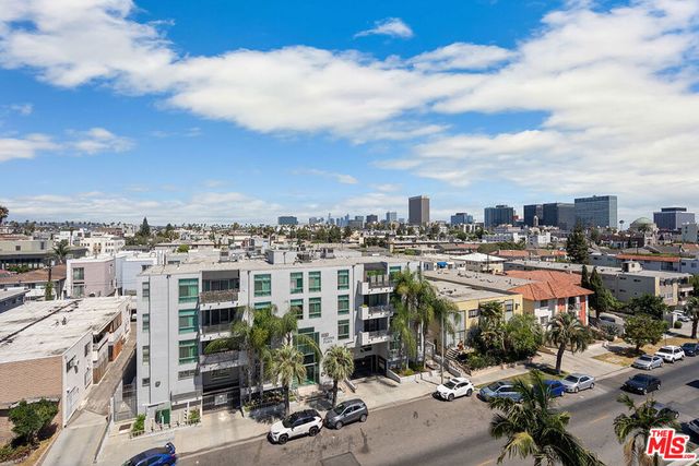 321 S Oxford Avenue 203, Los Angeles, CA 90010