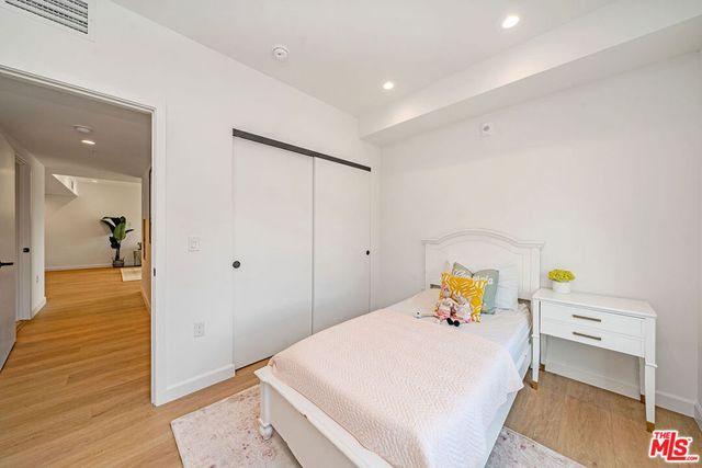 321 S Oxford Avenue 203, Los Angeles, CA 90010