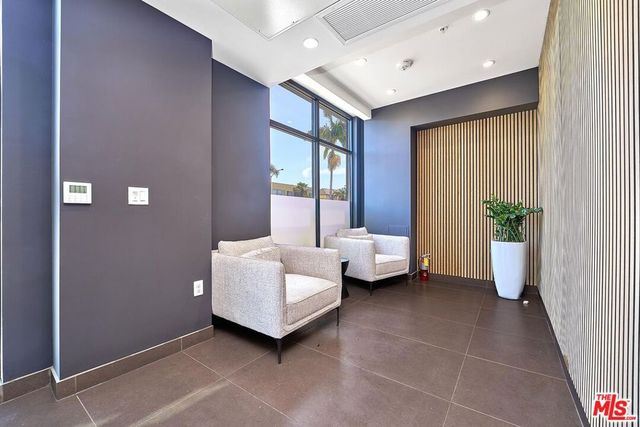 321 S Oxford Avenue 203, Los Angeles, CA 90010