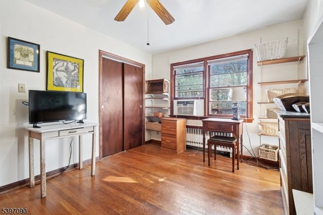 29 Sycamore Ave, Livingston Twp., NJ 07039