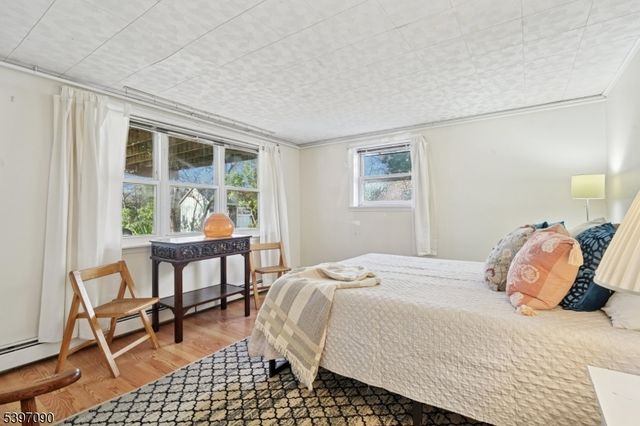 29 Sycamore Ave, Livingston Twp., NJ 07039