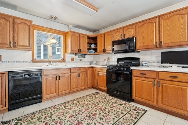 29 Sycamore Ave, Livingston Twp., NJ 07039