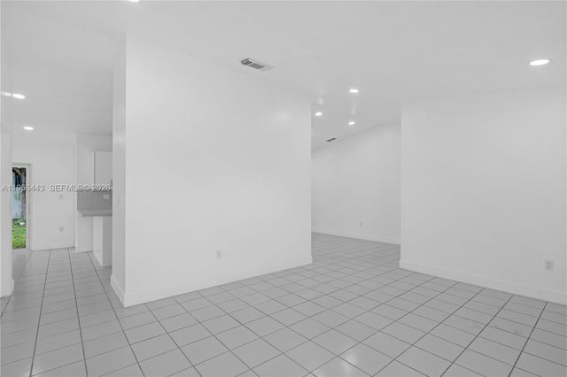 15322 SW 177th Ter, Miami, FL 33187