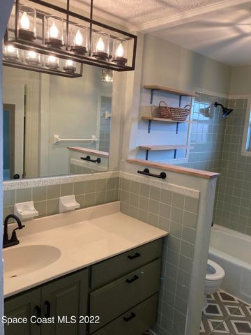 711 Walnut Drive, Melbourne, FL 32935