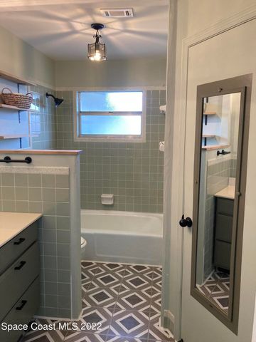 711 Walnut Drive, Melbourne, FL 32935