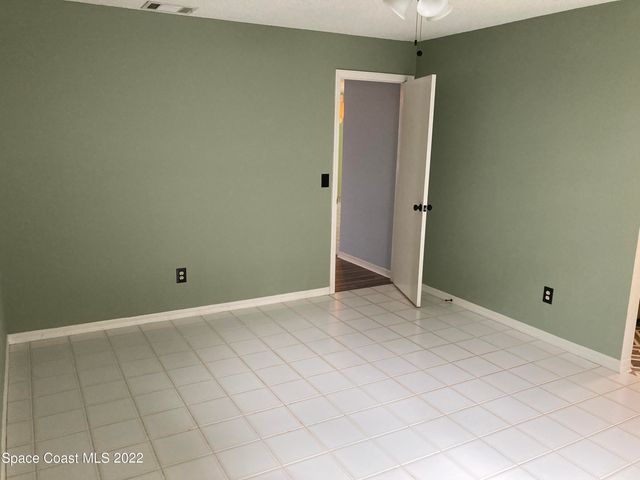 711 Walnut Drive, Melbourne, FL 32935