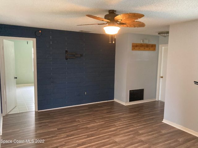 711 Walnut Drive, Melbourne, FL 32935