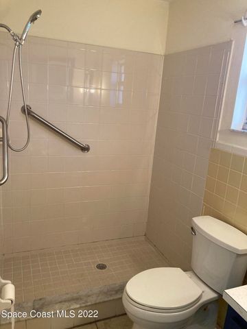 711 Walnut Drive, Melbourne, FL 32935