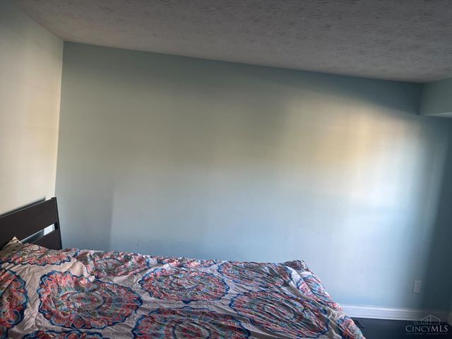 10816 Lakehurst Court, Sycamore Twp, OH 45242