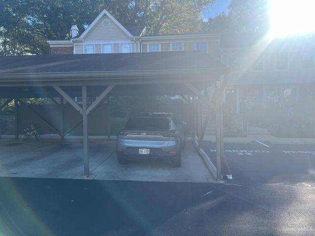 10816 Lakehurst Court, Sycamore Twp, OH 45242