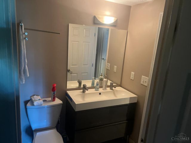 10816 Lakehurst Court, Sycamore Twp, OH 45242